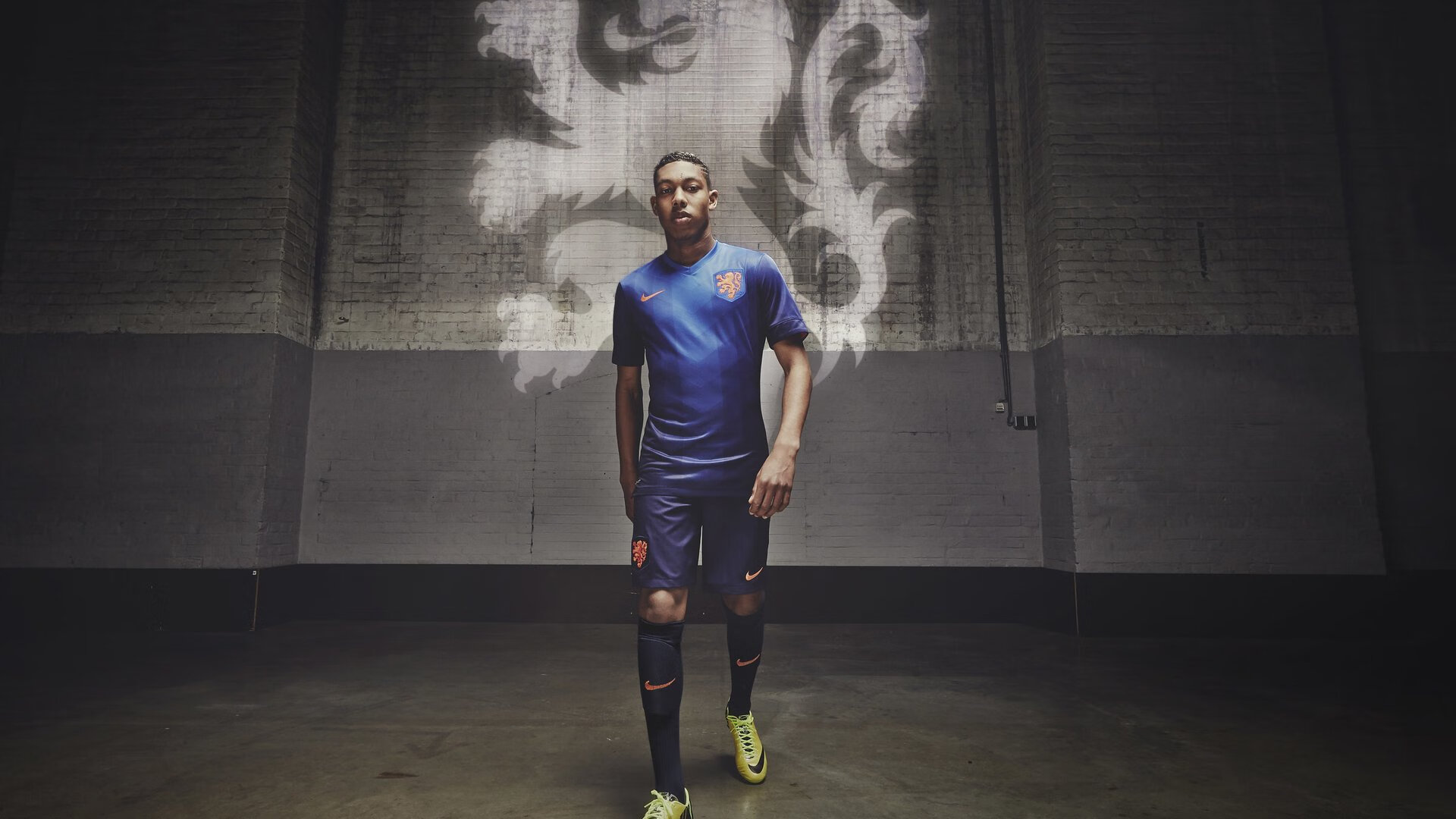 九游体育网站-五大联赛是否重视替补门将与主力节奏同步训练，五大联赛最佳门将